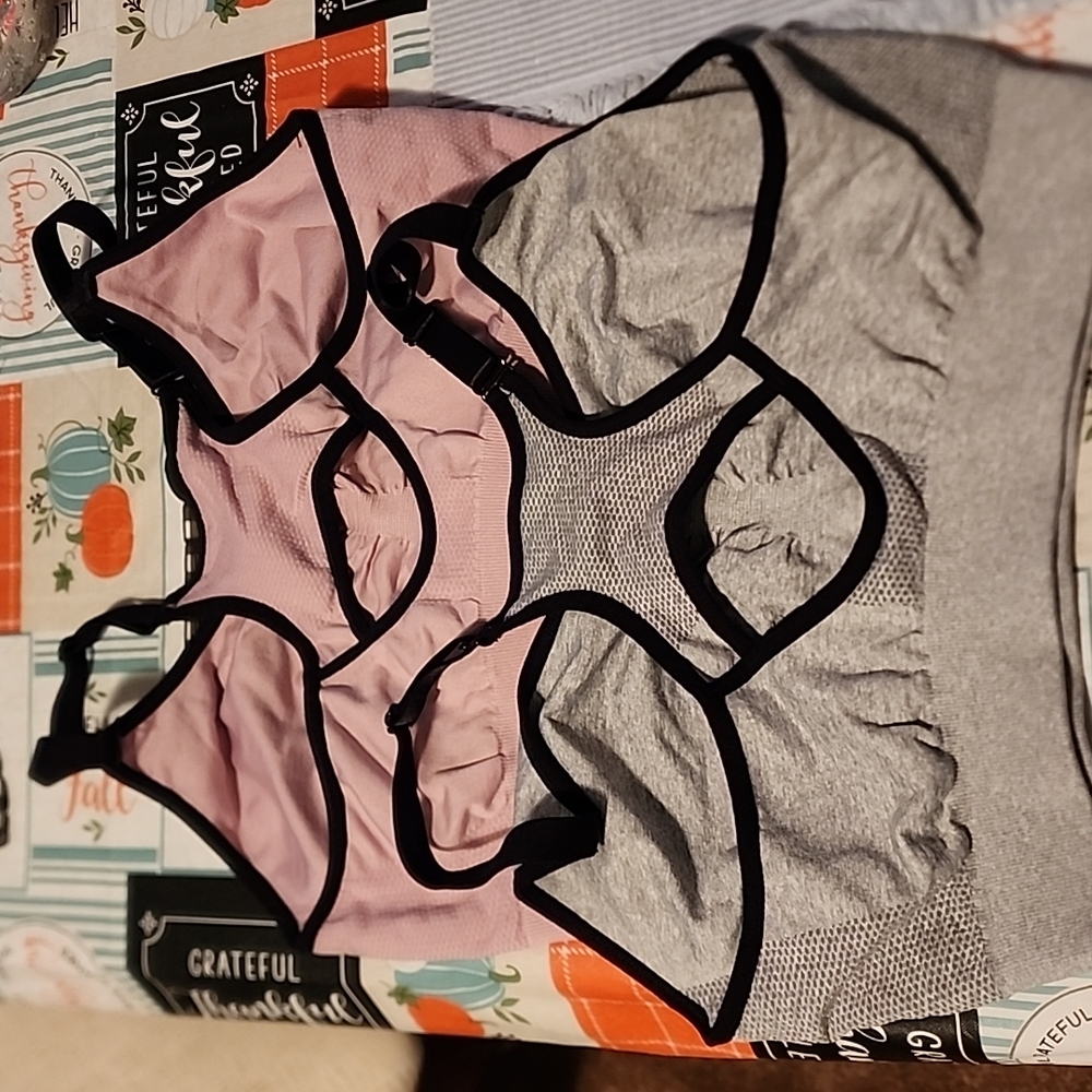 Reebox sports bras - Picture 4 of 8